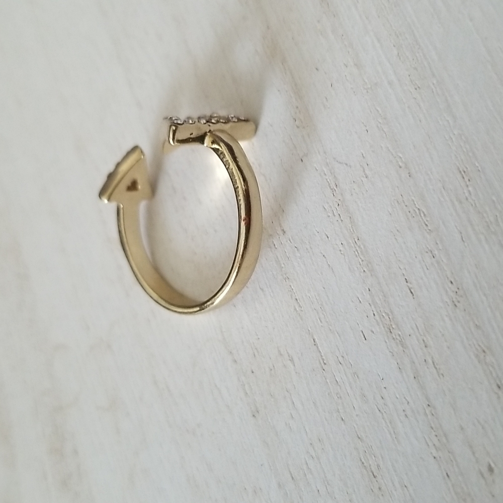 Gold Rhinestone Triangle Adjustable Ring - Picture 4 of 6